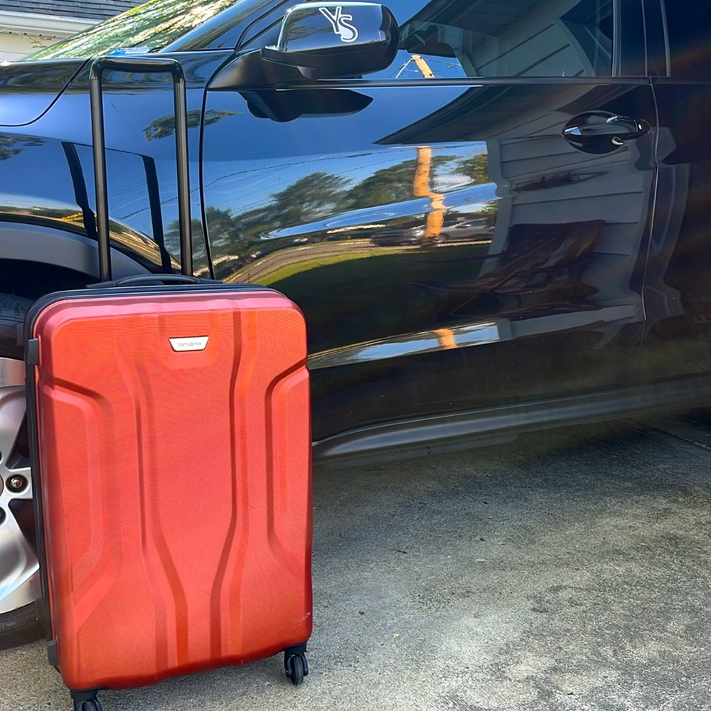 SAMSONITE | Peach Fuzz Spinner